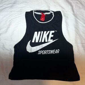 Nike Black and white cropped tank